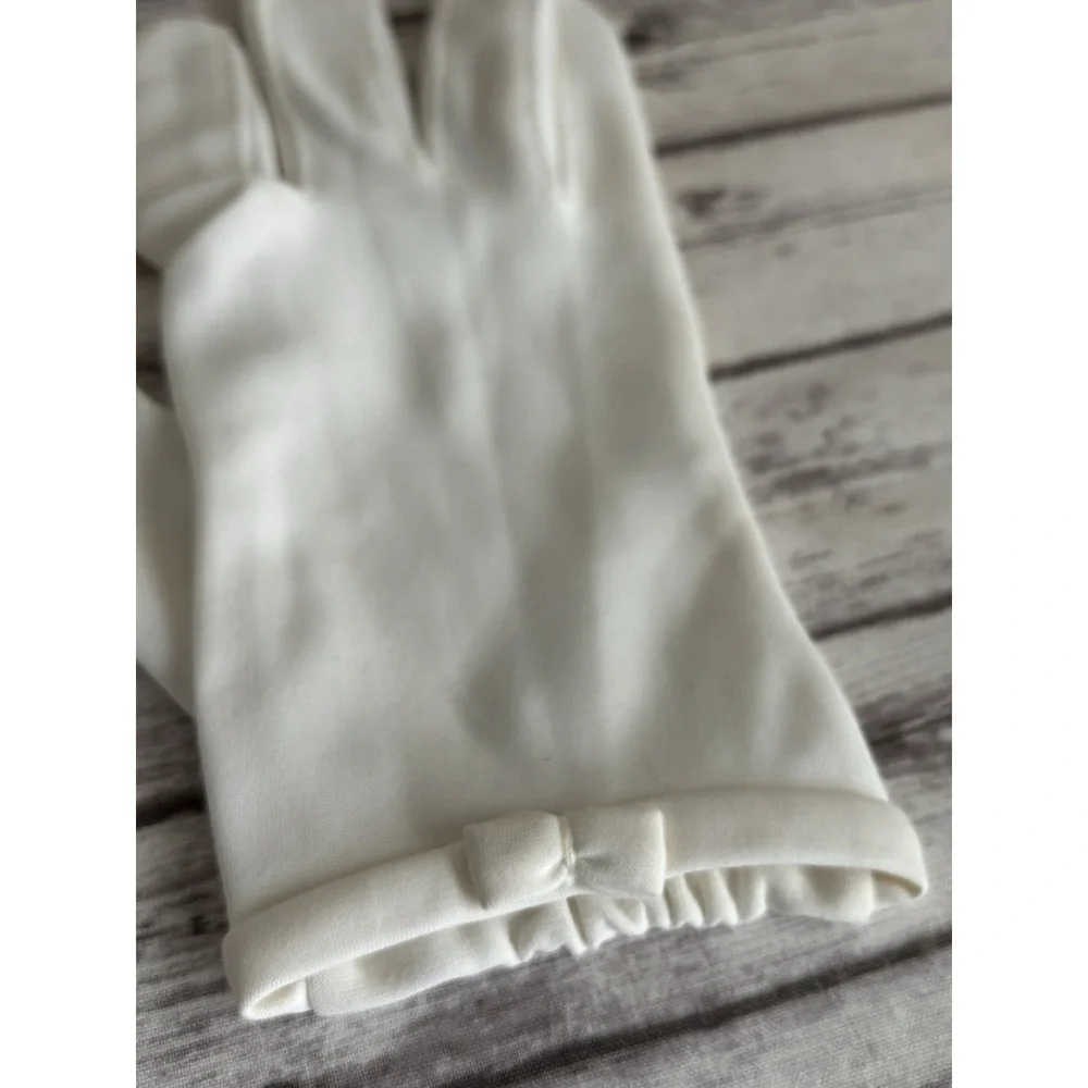 Vintage 1950s White Cotton Gloves Bows Wedding Wrist Length 9